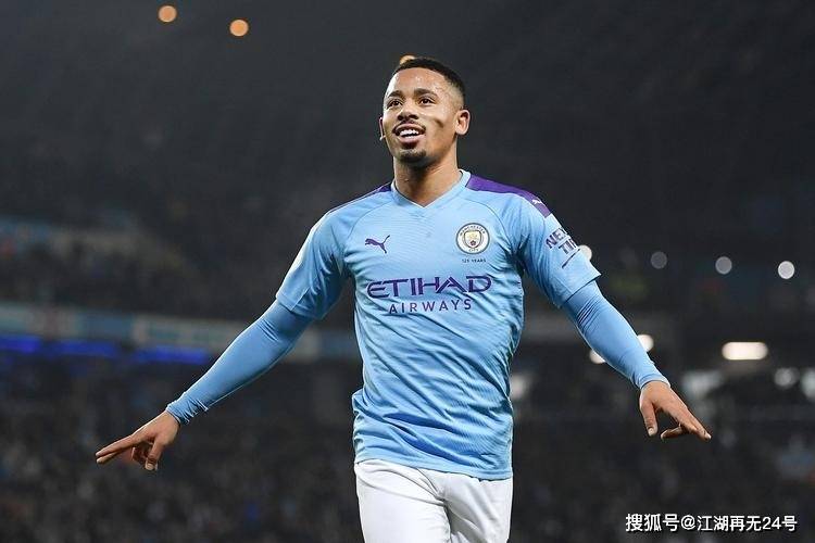 昔日曼城神锋，近4年只进27球，首发丢了，国家队也无望了！